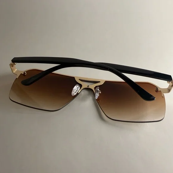 Designer Shield Sunglasses with Gradient Brown Lenses - Picture 3 of 3